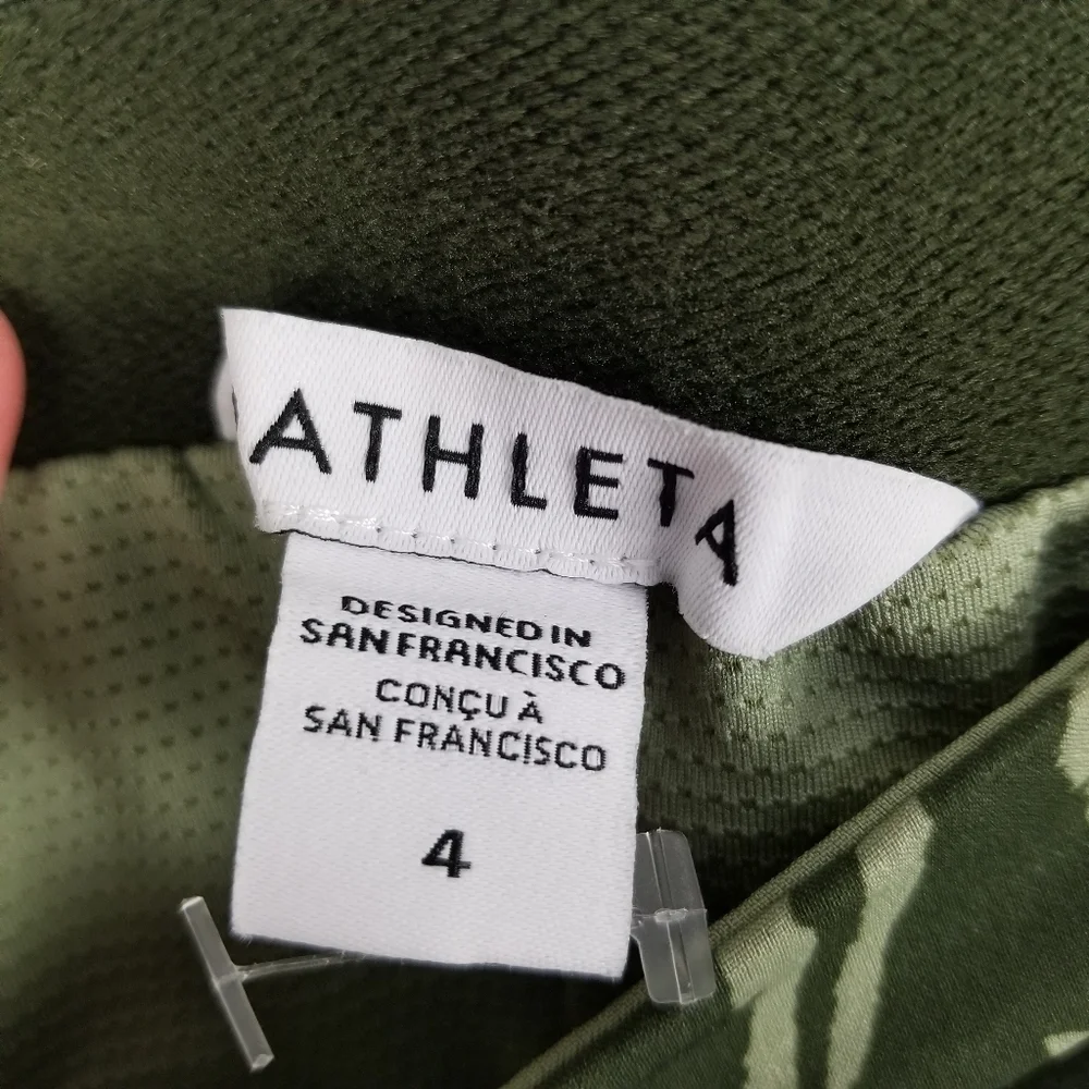 Athleta Womens Vienna Cargo Skort Size 4 Green Built in Shorts Active Print